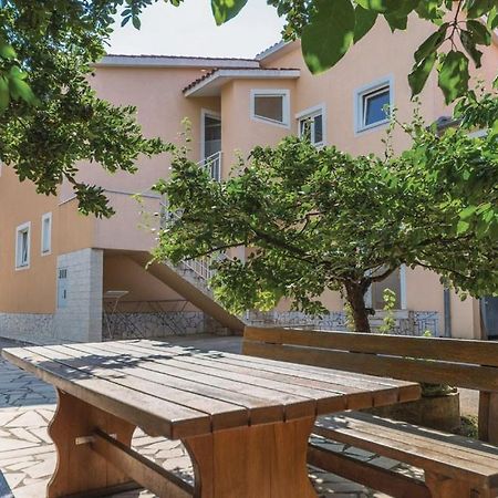 Apartmani Valdebek Пула Экстерьер фото