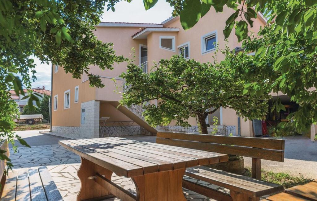 Apartmani Valdebek Пула Экстерьер фото